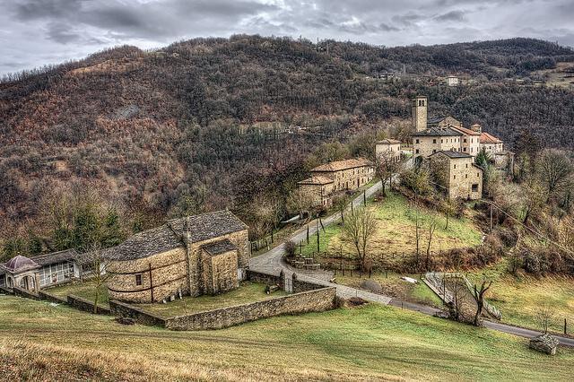 Ostello Podesteria Di Gombola Polinago Exteriör bild